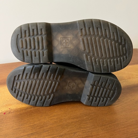 Dr. Martens Faux Fur Lined boots - Picture 2 of 5